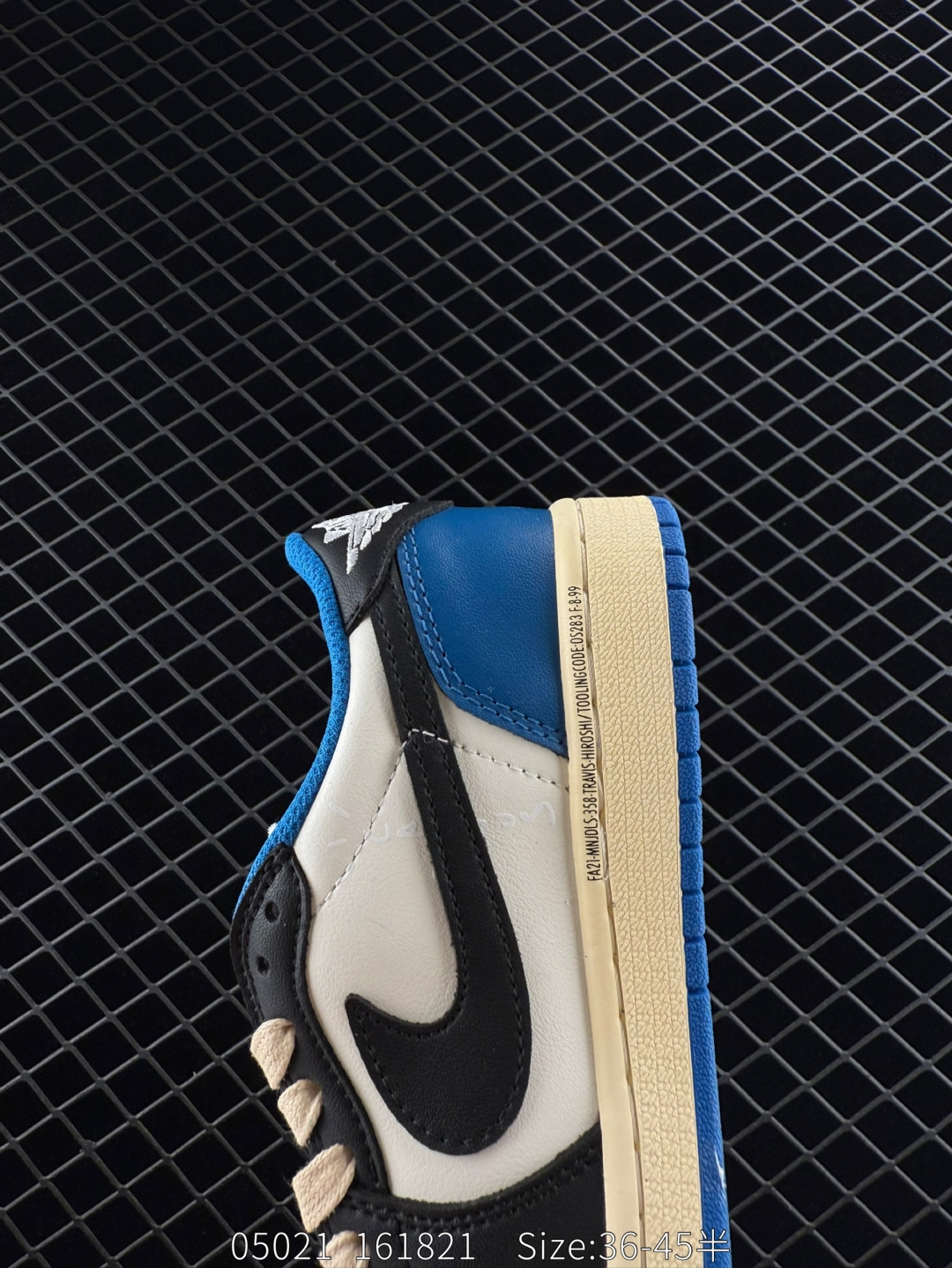 Nike Air Jordan 1 x Travis Scott AJ1